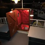 Hotelboot Zwaan *