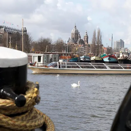 Hotelboot Zwaan Ámsterdam