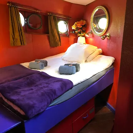 Hotelboot Zwaan *