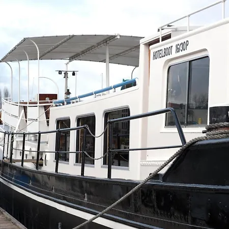 Hotelboot Zwaan