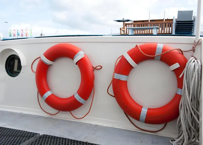 Hotell Hotelboot Zwaan