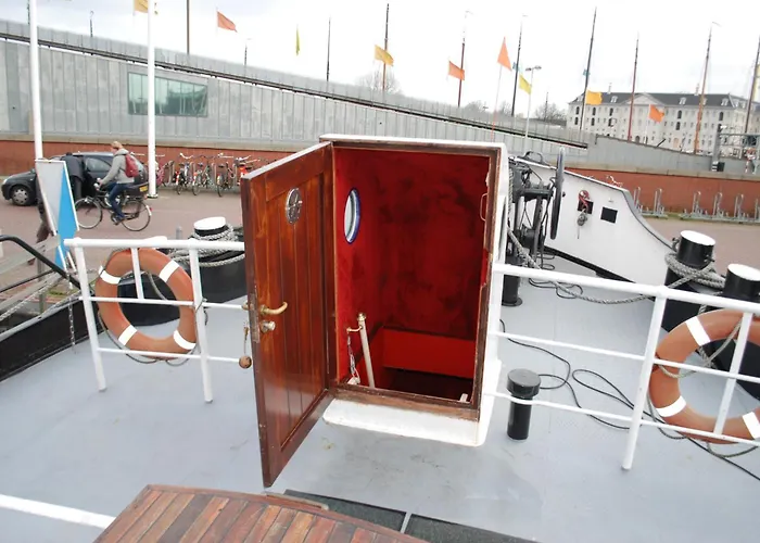 Hotelboot Zwaan Amsterdam