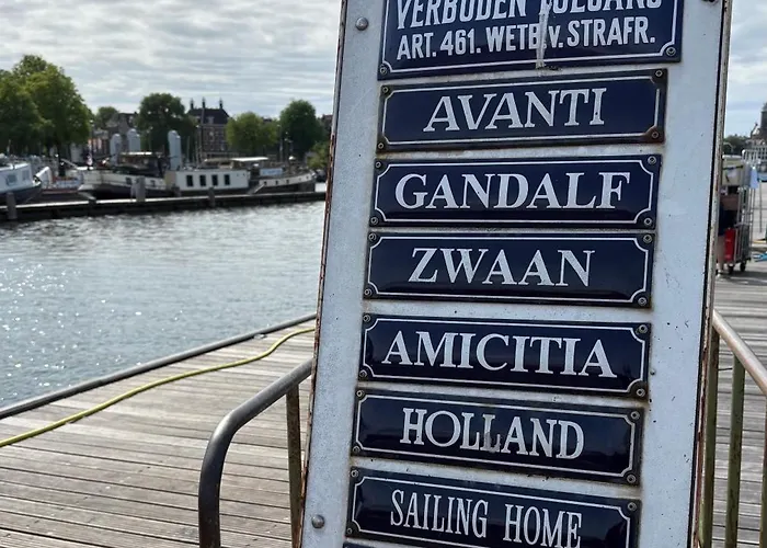 Hotelboot Zwaan Hotell