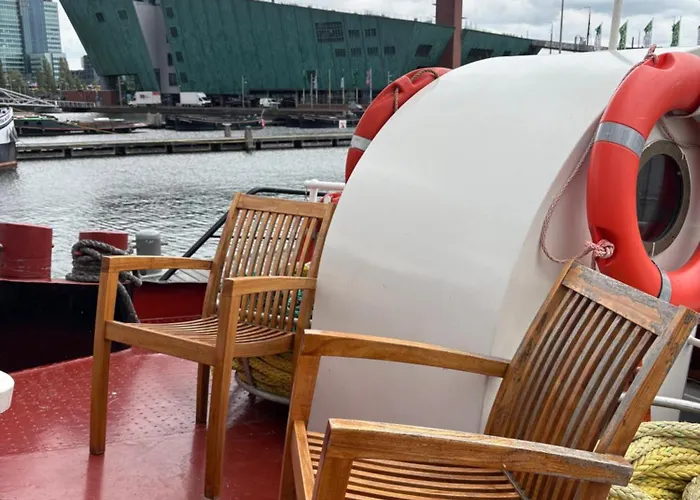 Hotelboot Zwaan Amsterdam