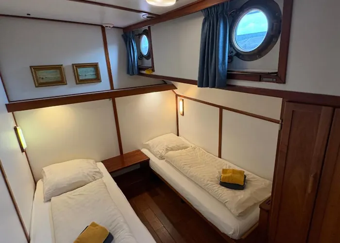 Hotelboot Zwaan Hotell