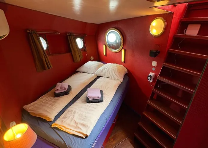 Hotell Hotelboot Zwaan