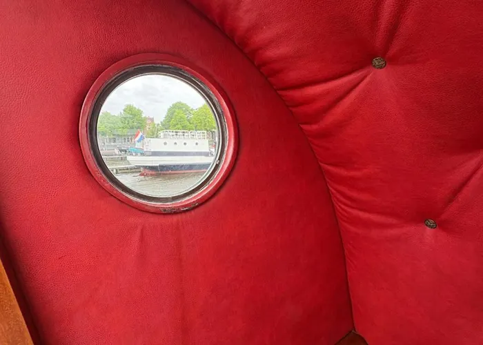 Hotelboot Zwaan Amsterdam