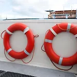 Hotel Hotelboot Zwaan